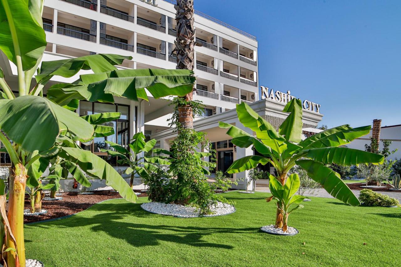 Nashira City Resort Hotel Antália Exterior foto